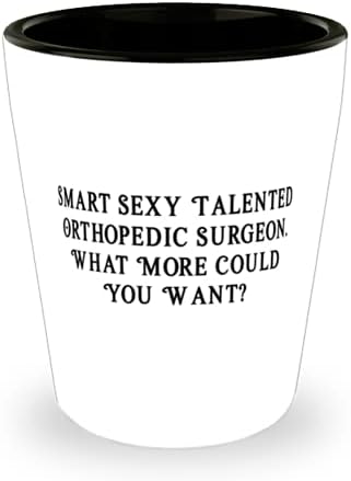 כירורג אורטופדי מהנה זכוכית זריקה, מנתח אורטופדי חכם סקסי ומוכשר. מה עוד?, הווה לעמיתים, שימושי מחברים